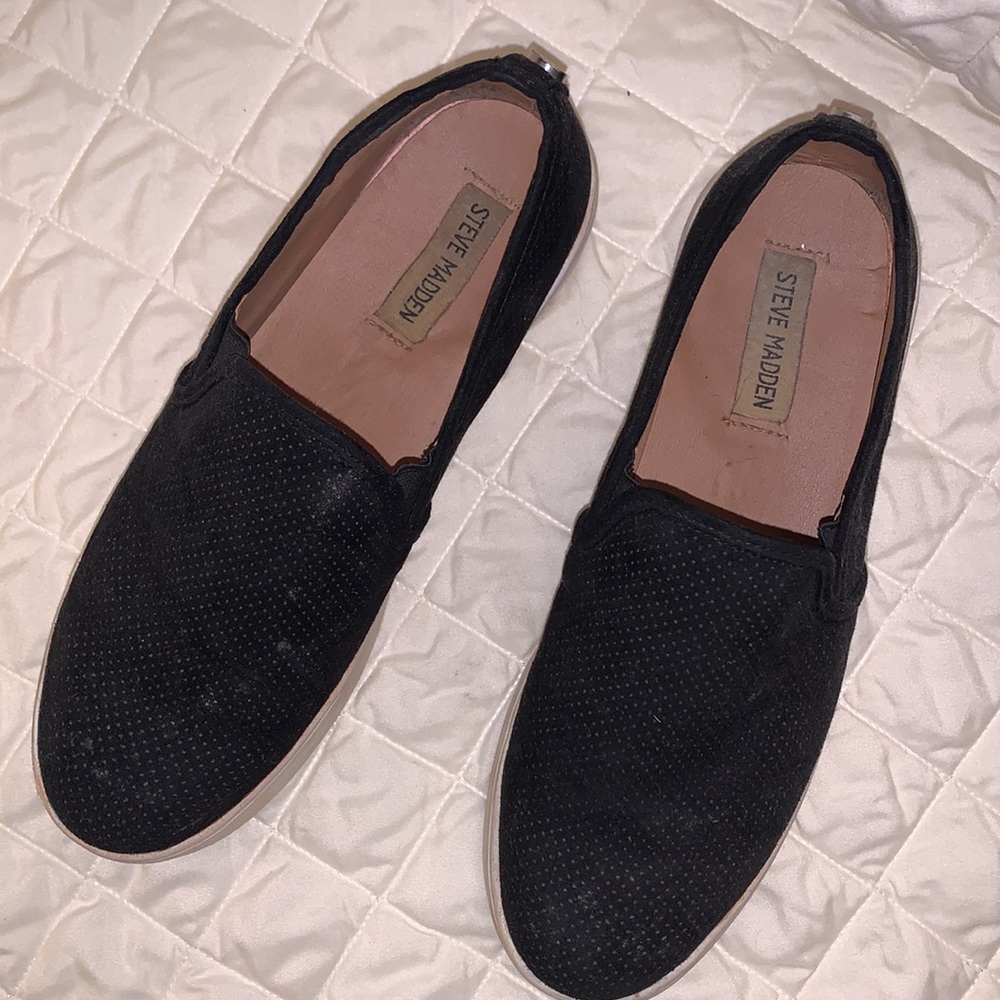 Steve Madden Black Platform Slides - image 3